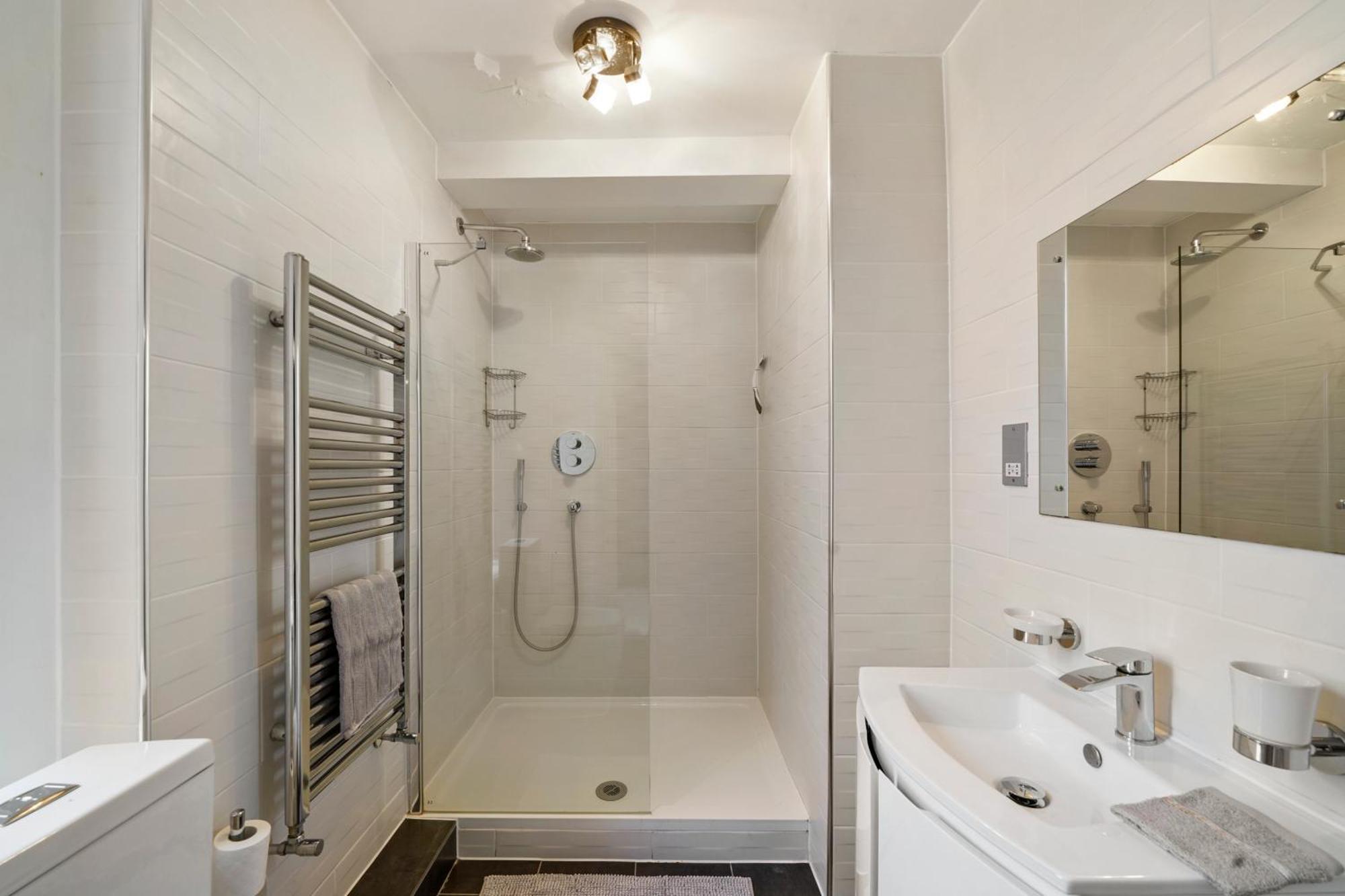 Delightful Flat In London - Sleeps 6 Apartment Ngoại thất bức ảnh